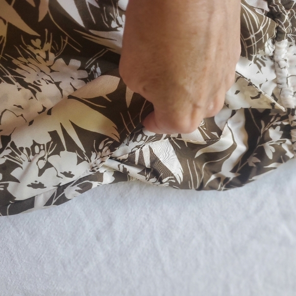 Lauren Ralph Lauren Olive Print Sleeveless Cinched Sz. 12 Jumpsuit NWT - Picture 8 of 16